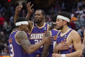 关于里程碑夜！菲尼克斯太阳强势反弹，NBA常规赛今晚刷纪录，气氛紧张，年轻球员得到机会的信息-网页版登录入口