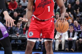 中国队不断突破！，哈登连续十五场比赛得分超过持续失利比赛高潮迭起的简单介绍-体育直播